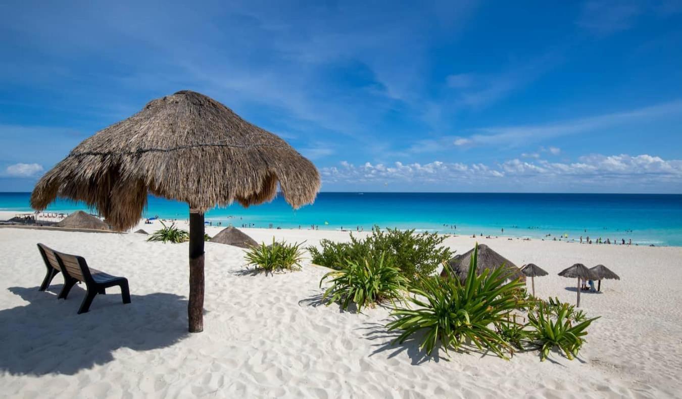 Amara By Andiani Aparthotel Cancún Esterno foto